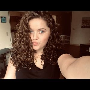 Meet your Posher, Mariah